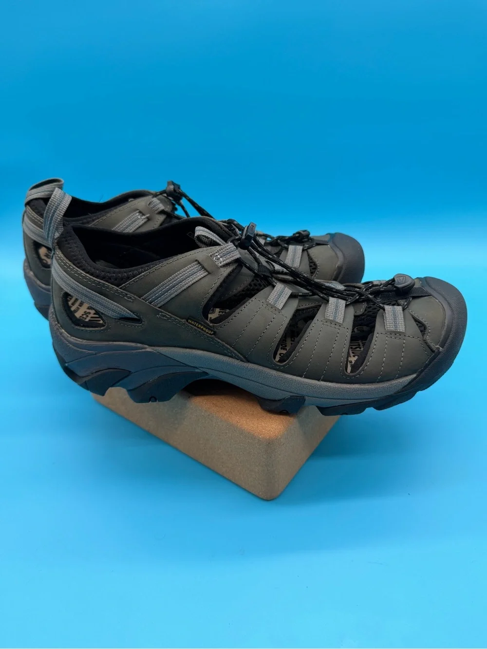 Keen durable closed